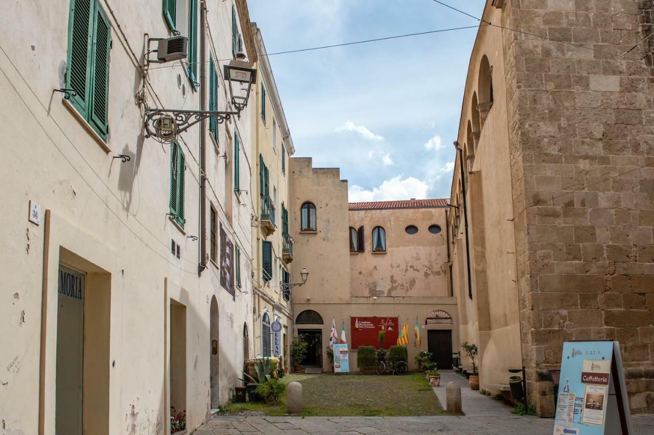 Centro Storico Carlo Alberto Alghero Exteriör bild
